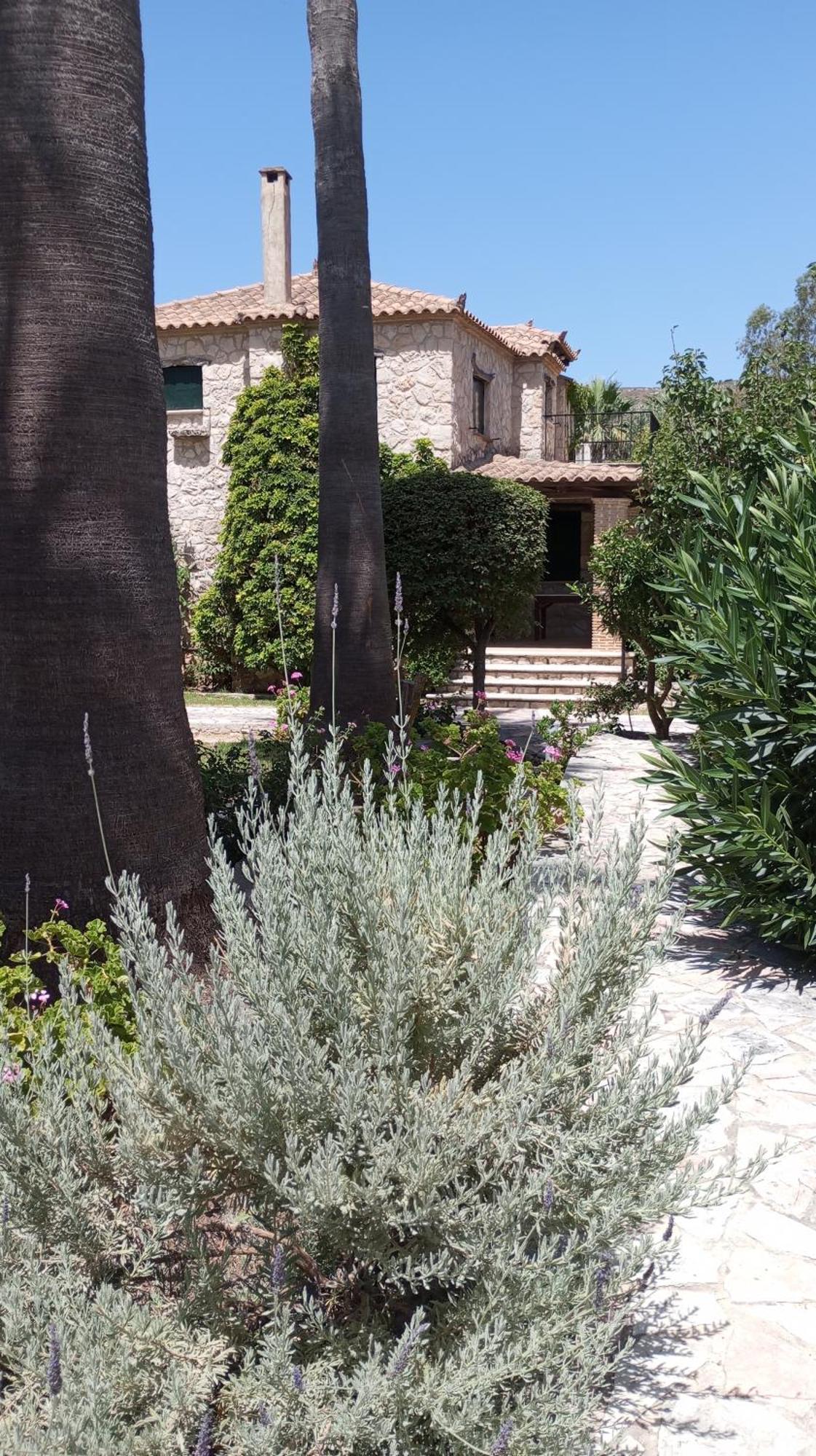 Castello Bellos Villas & Apartments Keri Exterior photo