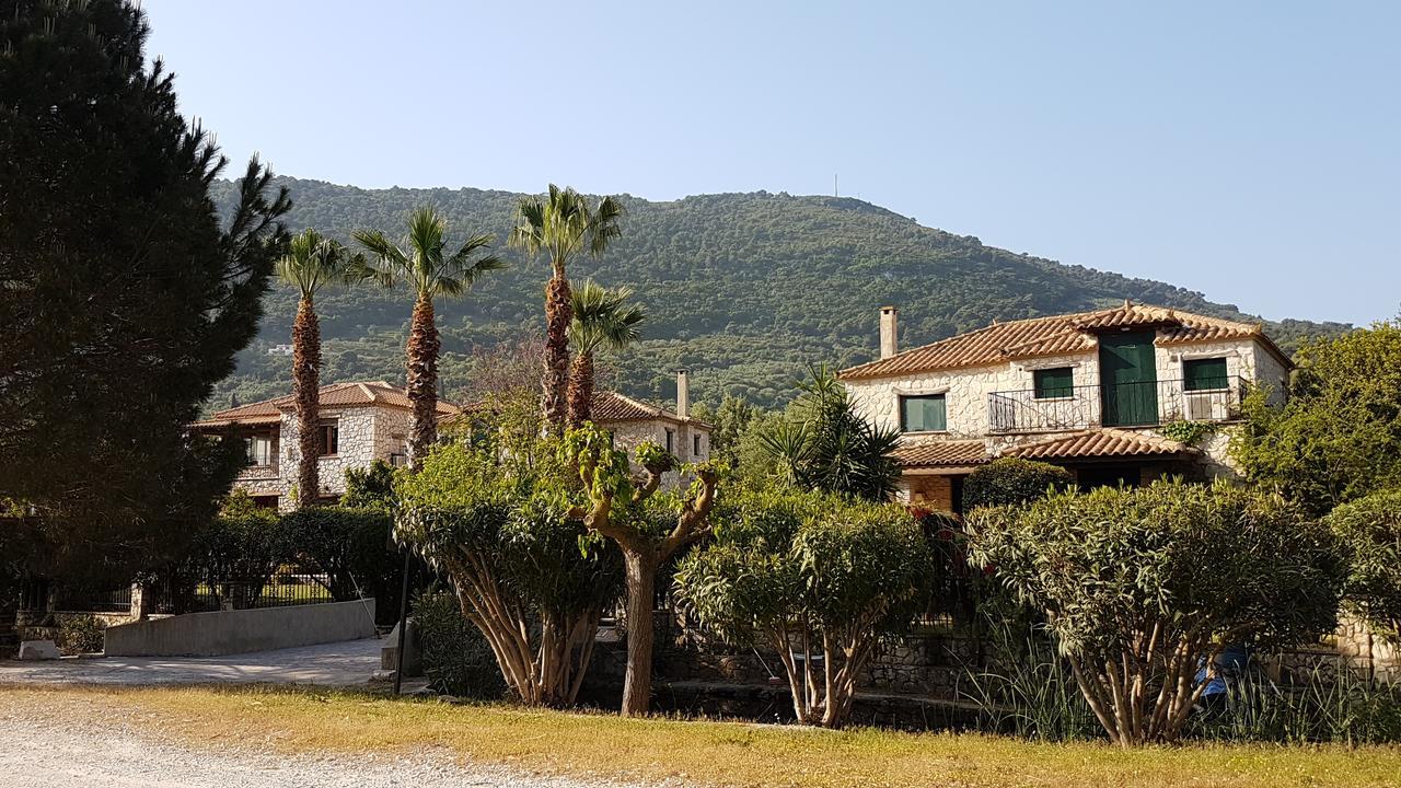 Castello Bellos Villas & Apartments Keri Exterior photo