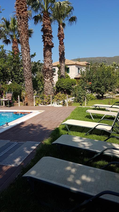 Castello Bellos Villas & Apartments Keri Exterior photo